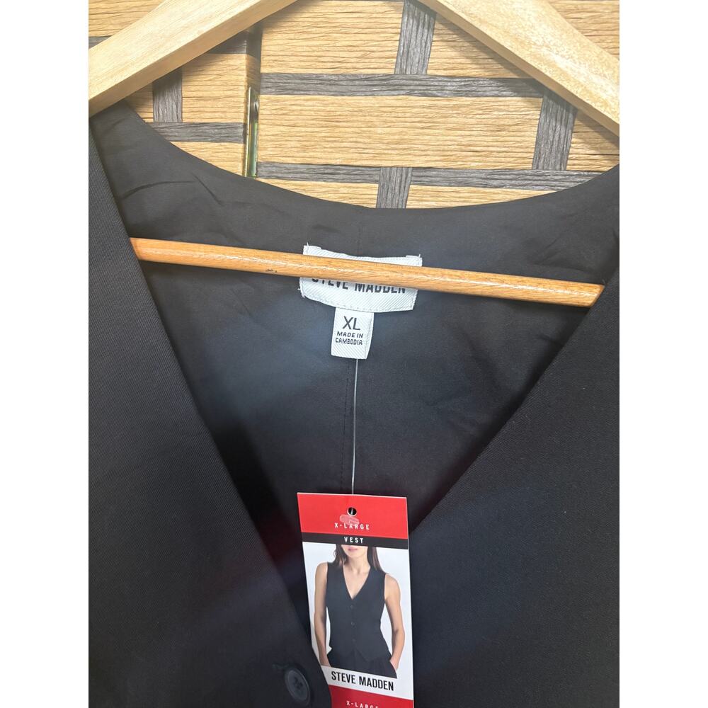 Steve‎ Madden Black Button Front Vest SIze XL - Picture 4 of 7